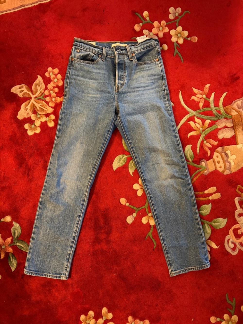 Levi’s Wedgie Straight Fit - Iconic Ankle Jeans in Light Blue Wash Size 26